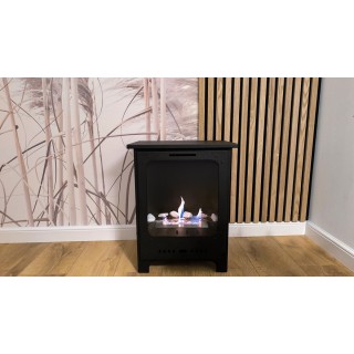 Bioethanol fireplace with glass, freestanding, with door.